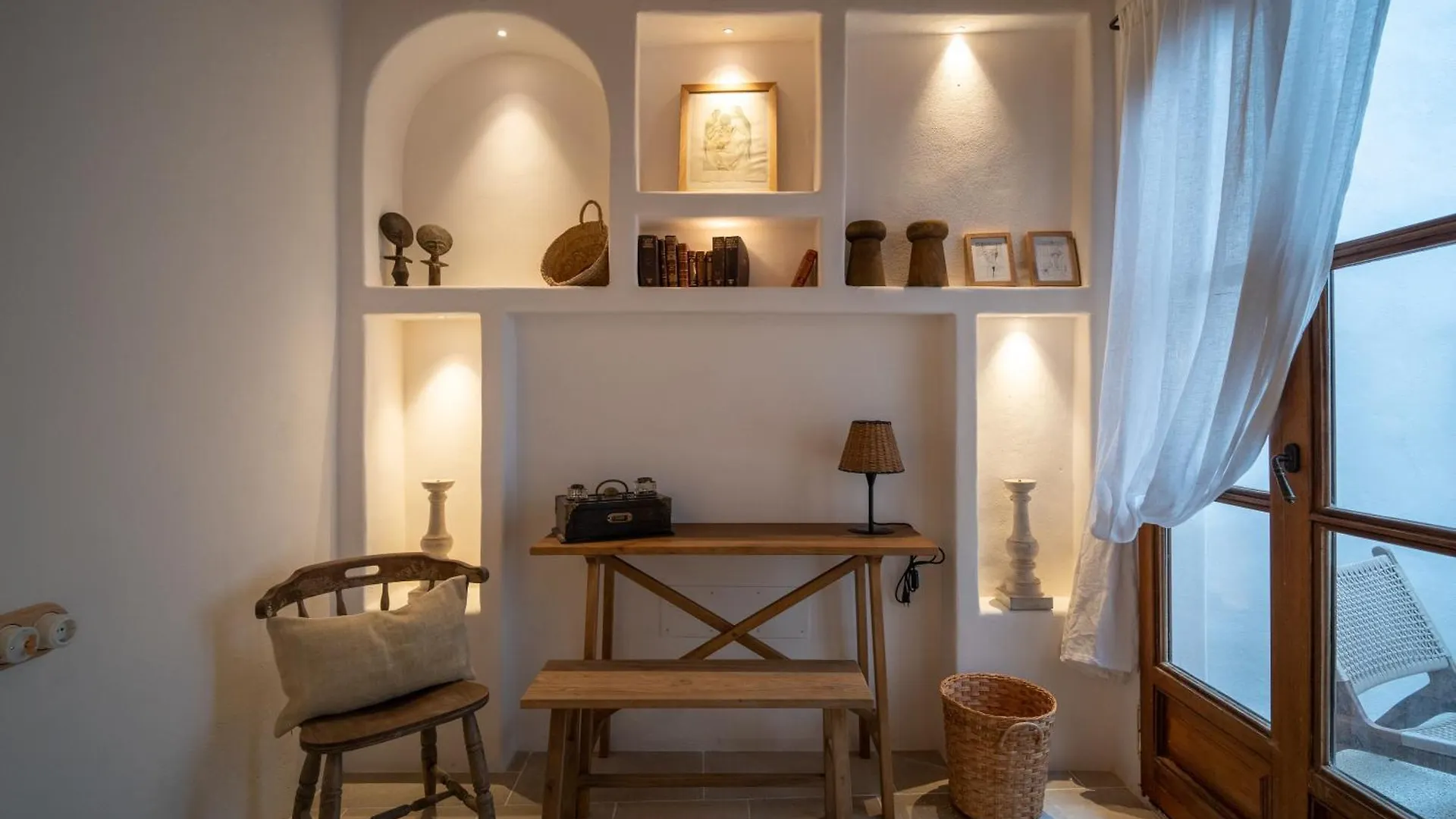 Mondejar 14 Coliving Centro 호텔 에스테포나