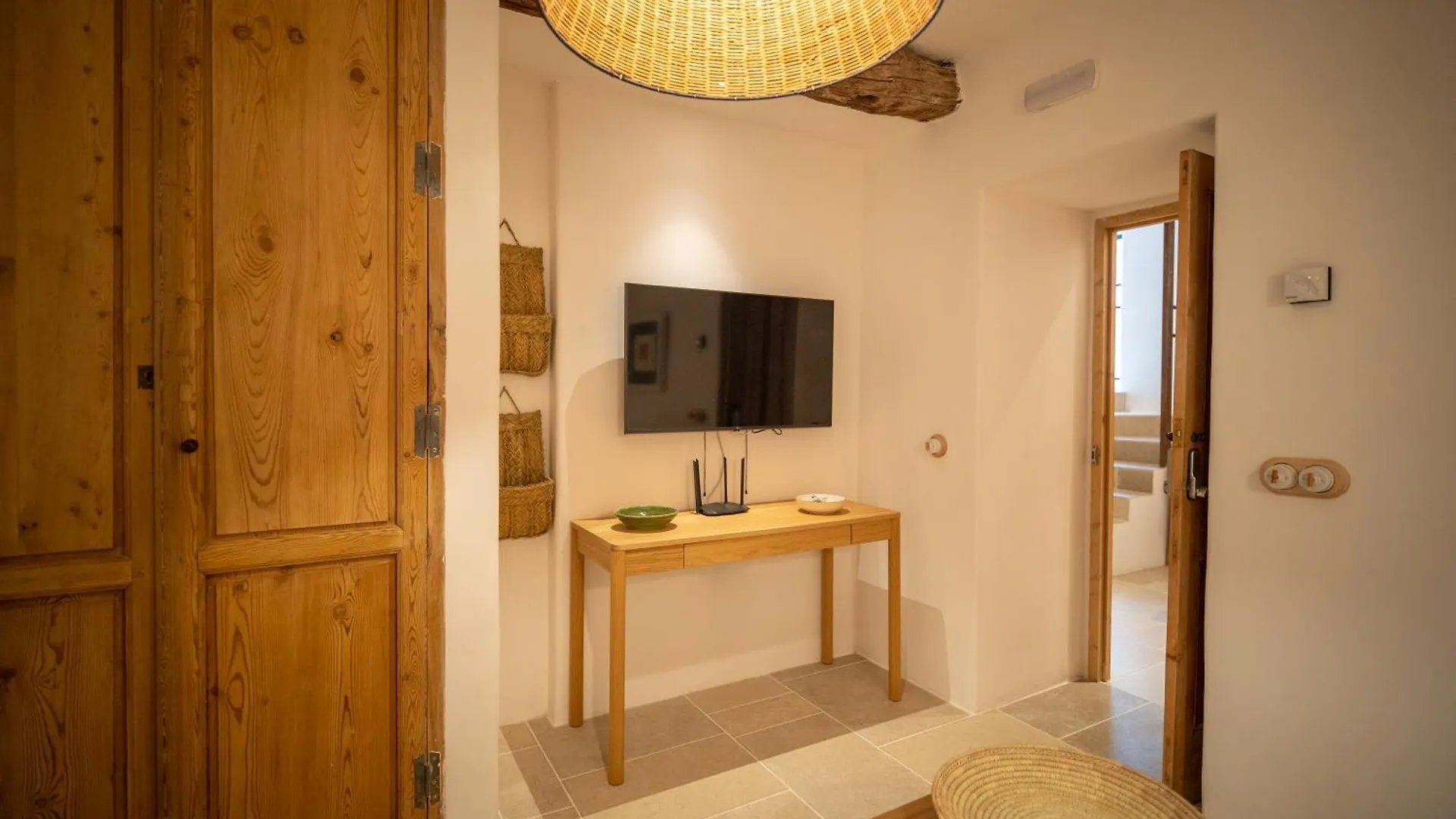 מלון אסטפונה Mondejar 14 Coliving Centro 0*,